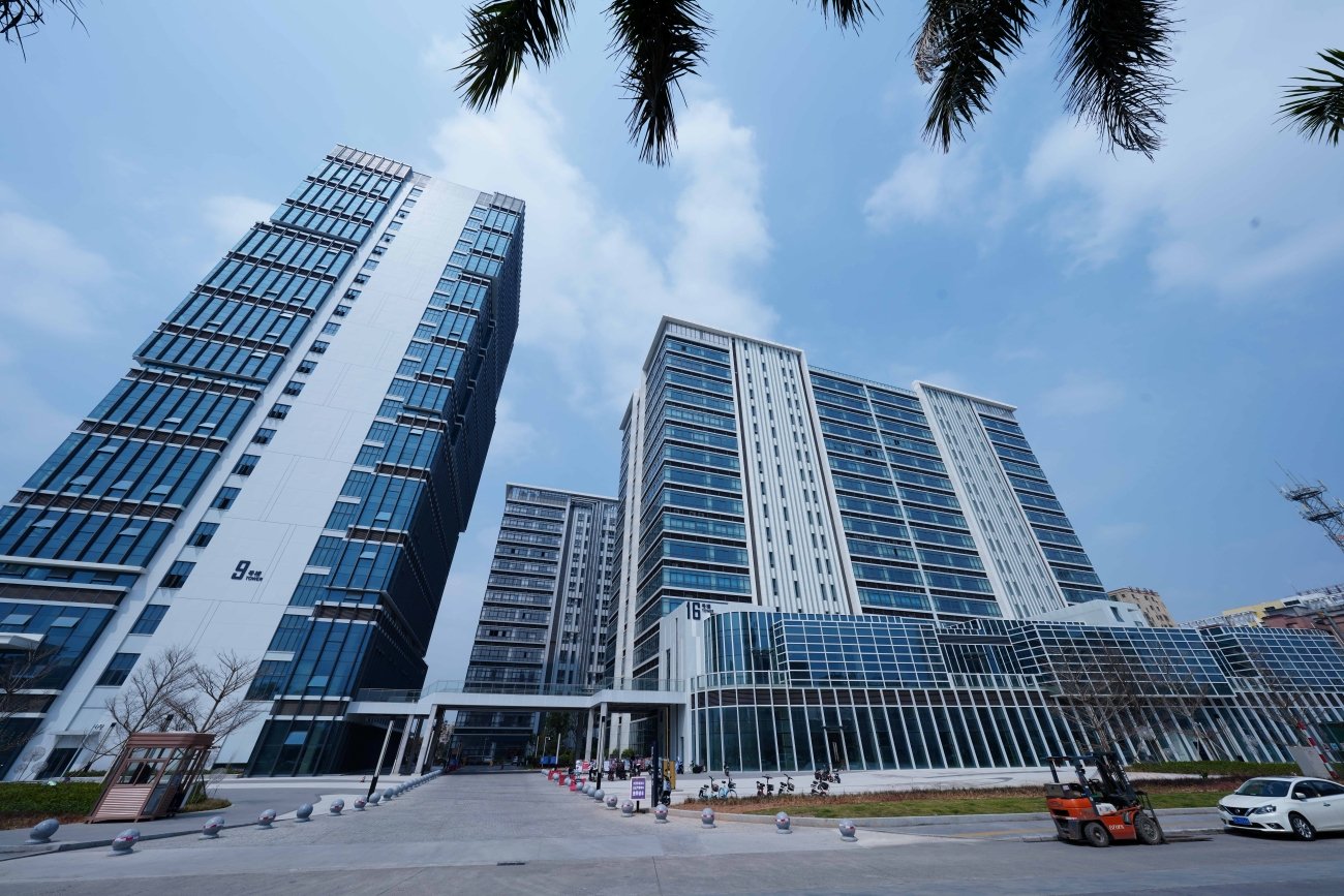 headquaters_1-1.jpg